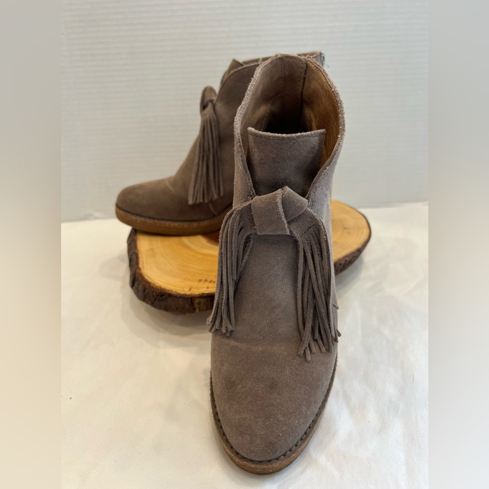 Ugh Corbin heeled booties